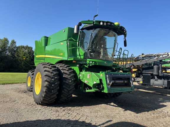2024 John Deere S780 Combine