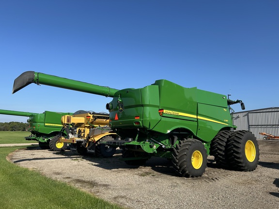 2024 John Deere S780 Combine