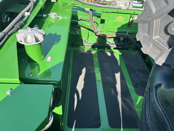 2024 John Deere S780 Combine