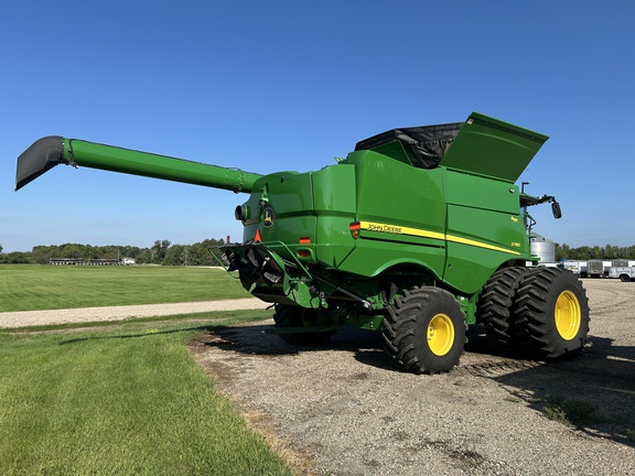 2024 John Deere S780 Combine