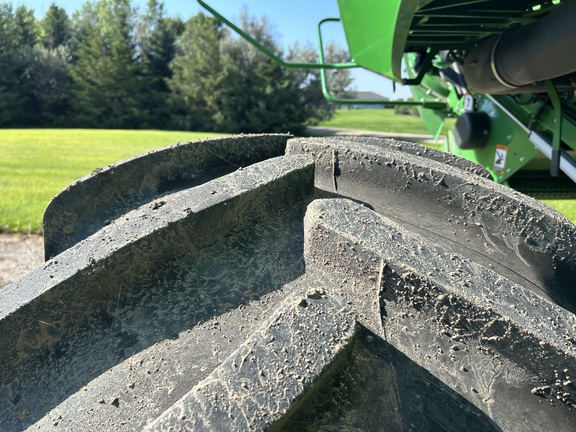 2024 John Deere S780 Combine