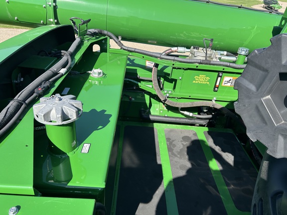 2024 John Deere S780 Combine