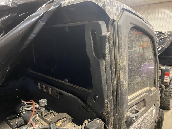 2022 John Deere XUV 835R ATV