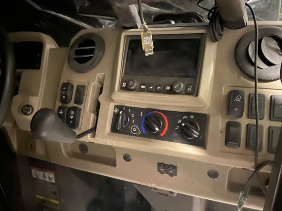 2022 John Deere XUV 835R ATV