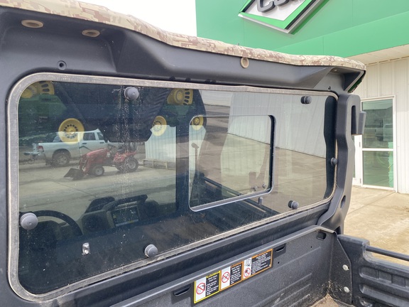 2022 John Deere XUV 835R ATV