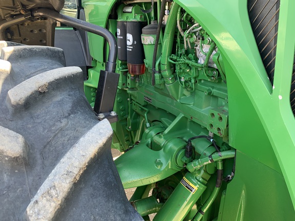 2014 John Deere 8370R Tractor