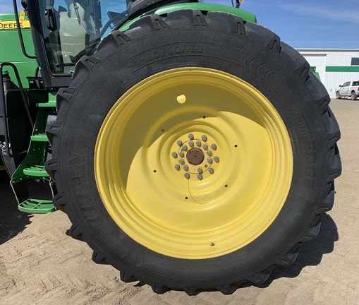 2014 John Deere 8370R Tractor