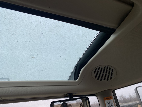 2022 John Deere 6175R Tractor