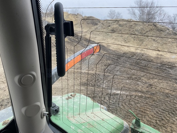 2022 John Deere 6175R Tractor