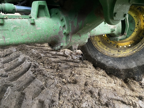 2022 John Deere 6175R Tractor