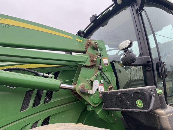 2022 John Deere 6175R Tractor