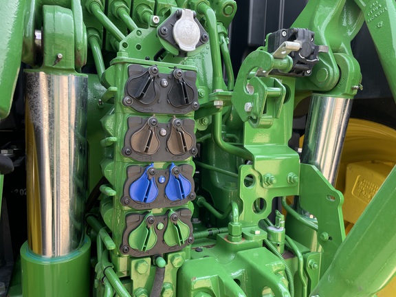 2022 John Deere 6175R Tractor