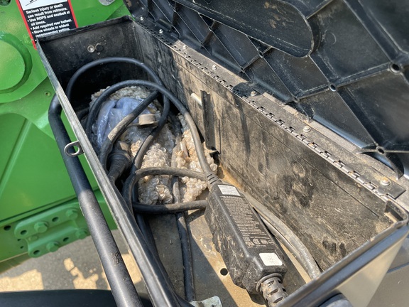 2022 John Deere 6175R Tractor