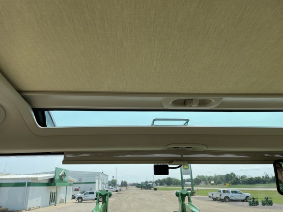2022 John Deere 6175R Tractor