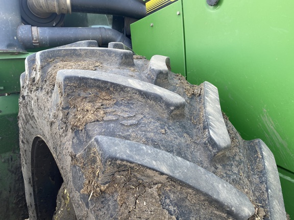 1995 John Deere 8770 Tractor 4WD