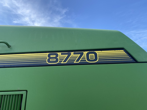 1995 John Deere 8770 Tractor 4WD