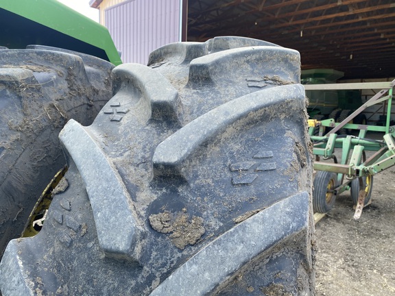 1995 John Deere 8770 Tractor 4WD