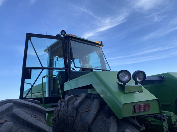 1995 John Deere 8770 Tractor 4WD