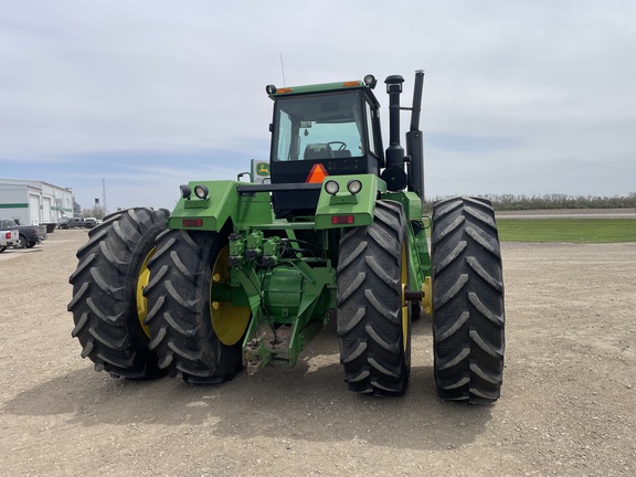 1995 John Deere 8770 Tractor 4WD
