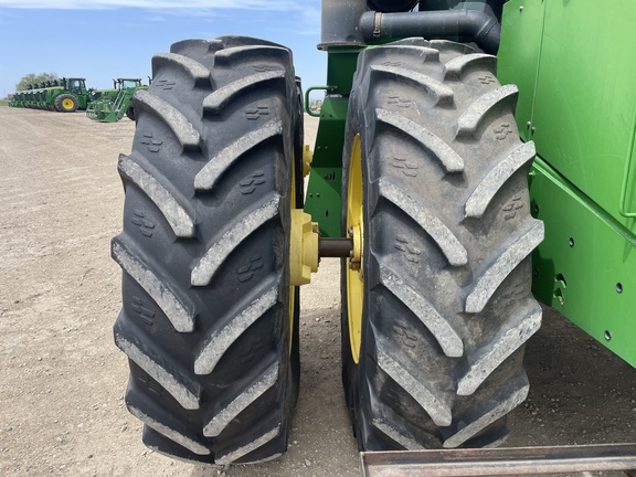 1995 John Deere 8770 Tractor 4WD