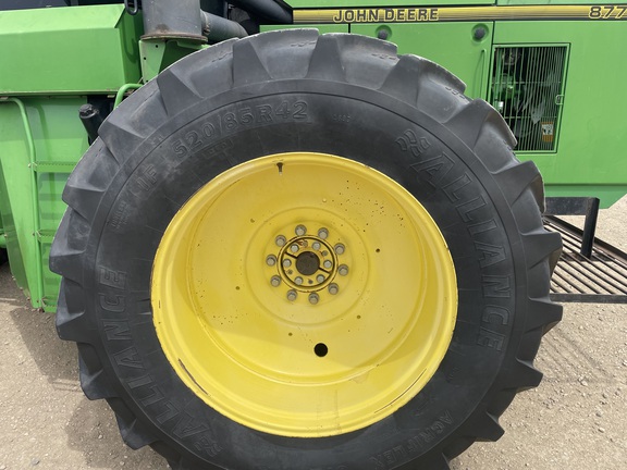 1995 John Deere 8770 Tractor 4WD