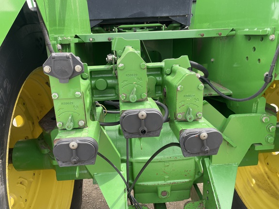 1995 John Deere 8770 Tractor 4WD