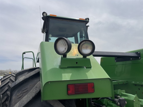 1995 John Deere 8770 Tractor 4WD