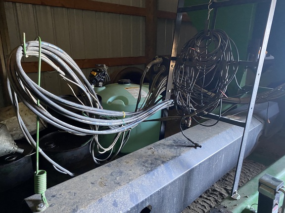 2013 J&M 1326-22 Grain Cart