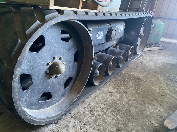 2013 J&M 1326-22 Grain Cart