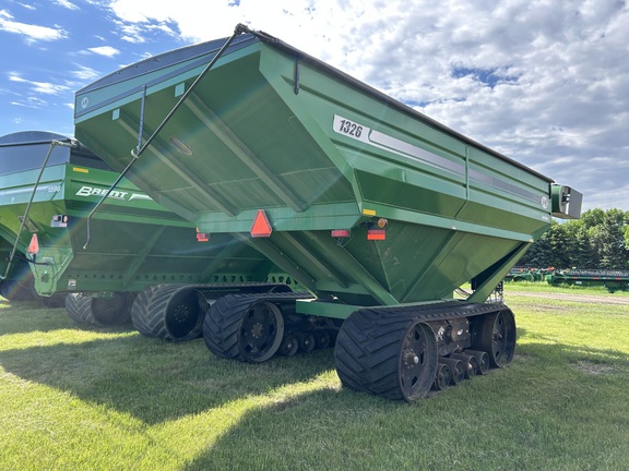 2013 J&M 1326-22 Grain Cart