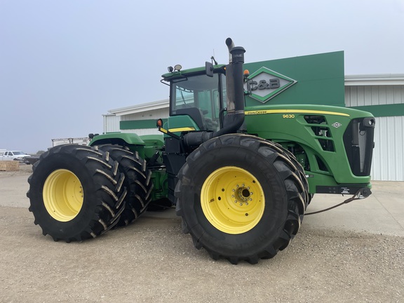 2011 John Deere 9630 Tractor 4WD