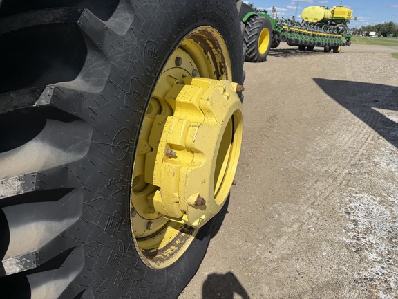 2009 John Deere 7330 Tractor