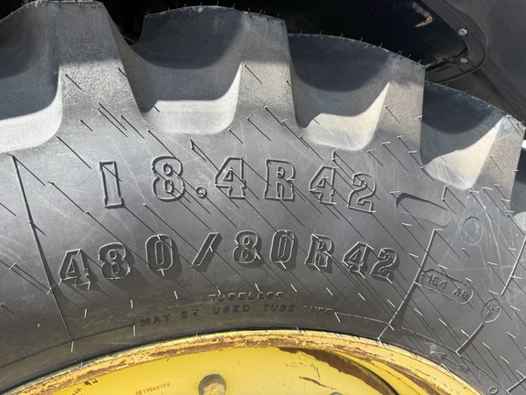 2009 John Deere 7330 Tractor