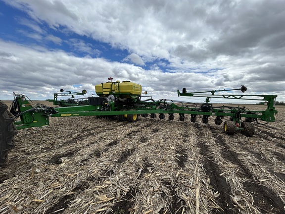 2024 John Deere DB60 Planter