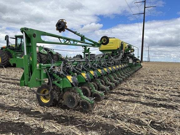 2024 John Deere DB60 Planter