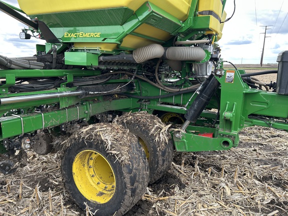 2024 John Deere DB60 Planter