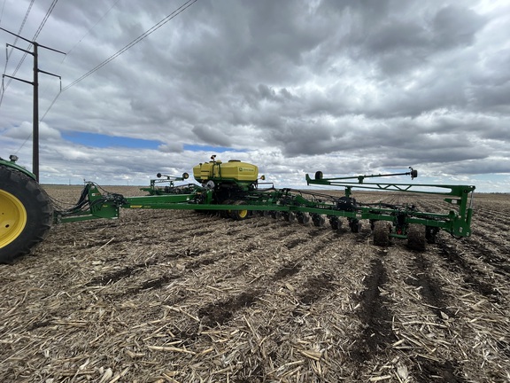 2024 John Deere DB60 Planter