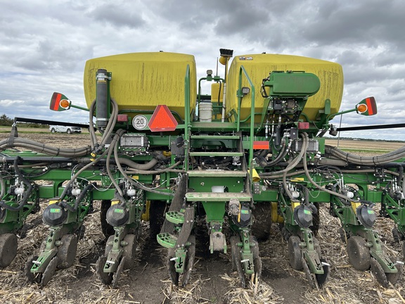 2024 John Deere DB60 Planter