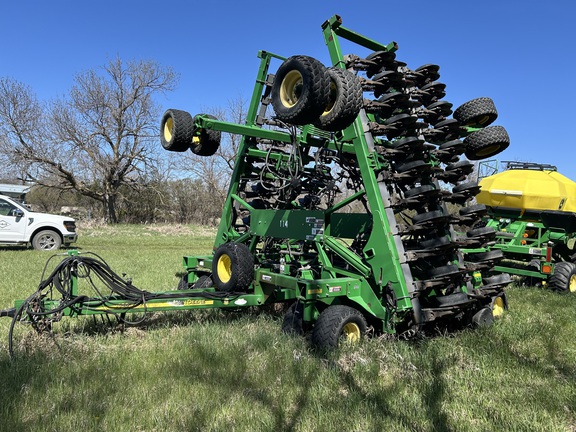 2009 John Deere 1890 Air Seeder