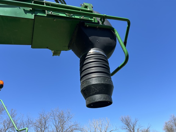 2009 John Deere 1890 Air Seeder