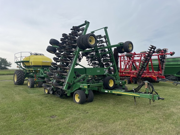 2009 John Deere 1890 Air Seeder