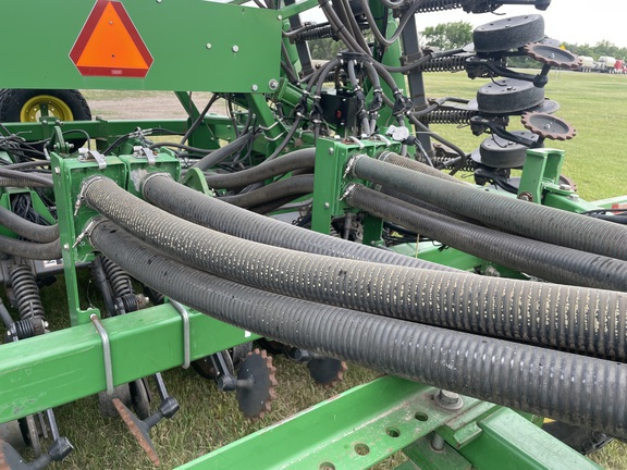 2009 John Deere 1890 Air Seeder