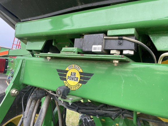 2009 John Deere 1890 Air Seeder