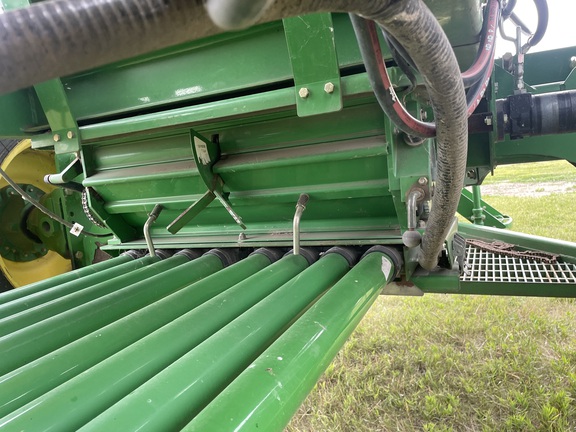 2009 John Deere 1890 Air Seeder