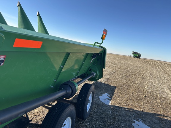 2018 John Deere 712C Header Corn Head