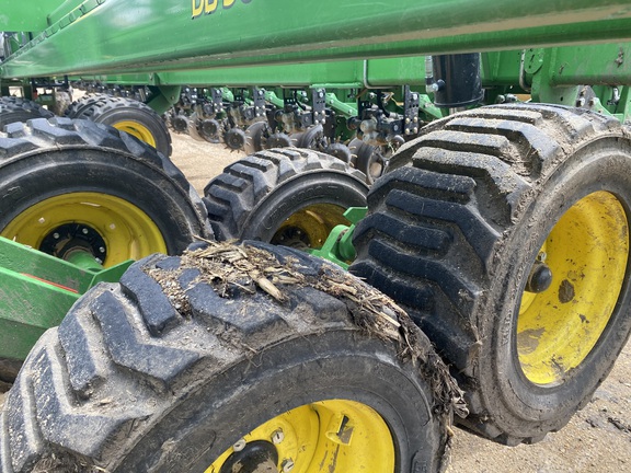 2022 John Deere DB90 Planter