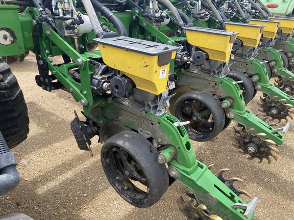 2022 John Deere DB90 Planter