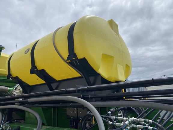 2022 John Deere DB90 Planter