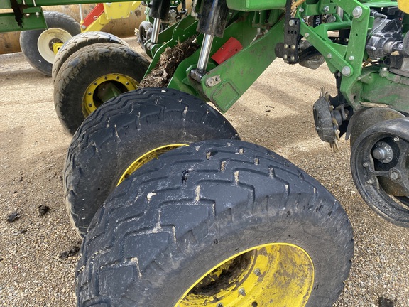2022 John Deere DB90 Planter