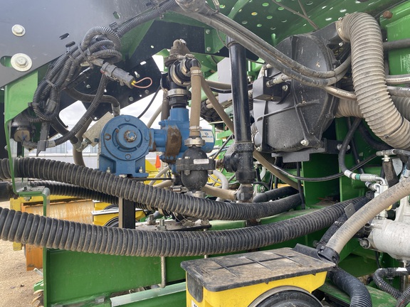2022 John Deere DB90 Planter